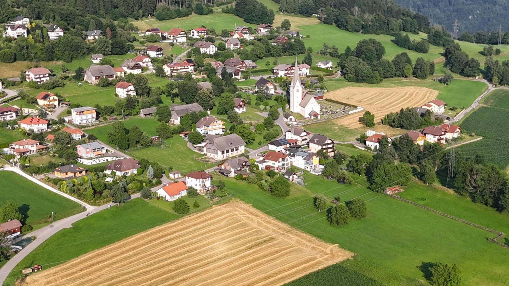 Hotel-Cafe-Restaurant Matzelsdorfer Hof Millstatt am See Zewnętrze zdjęcie